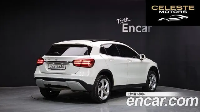 MERCEDES BENZ GLA-Classe X156 GLA220 2018 — photo 2 sur 33