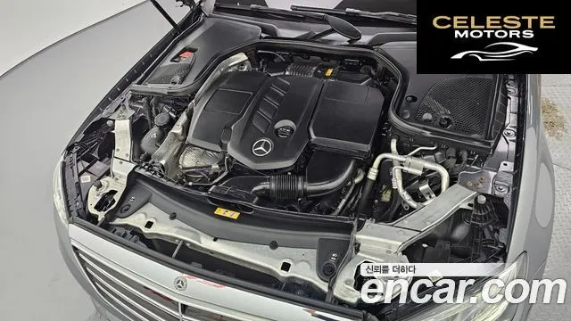 MERCEDES BENZ E-Classe W213 E220d 4MATIC Exclusive 2019 — photo 6 sur 20