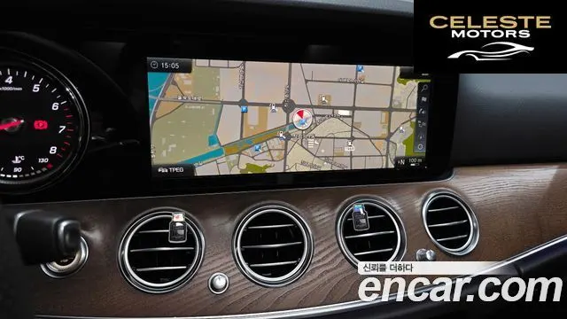 MERCEDES BENZ E-Classe W213 E300 Exclusive 2018 — photo 19 sur 33