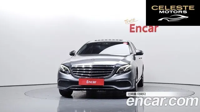 MERCEDES BENZ E-Classe W213 E300 Exclusive 2018 — photo 3 sur 33