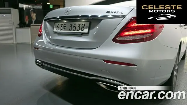 MERCEDES BENZ E-Classe W213 E300 4MATIC Avantgarde 2019 — photo 33 sur 33