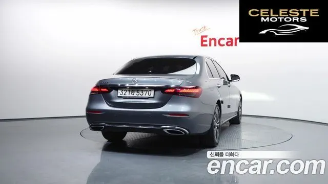 MERCEDES BENZ E-Classe W213 E250 Avantgarde 2021 — photo 4 sur 34
