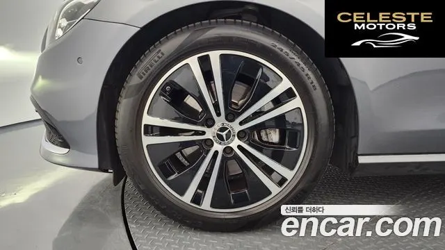 MERCEDES BENZ E-Classe W213 E250 Avantgarde 2021 — photo 5 sur 34