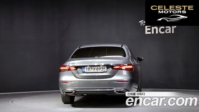 MERCEDES BENZ E-Classe W213 E250 Avantgarde 2021 — photo 4 sur 32
