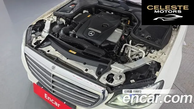 MERCEDES BENZ E-Classe W213 E300 4MATIC Exclusive 2019 — photo 5 sur 32