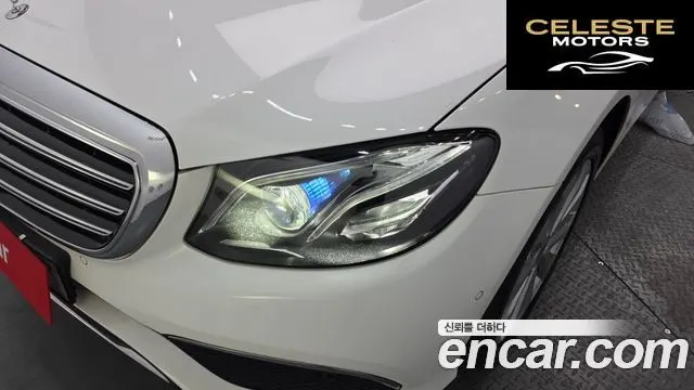 MERCEDES BENZ E-Classe W213 E300 4MATIC Exclusive 2019 — photo 7 sur 32