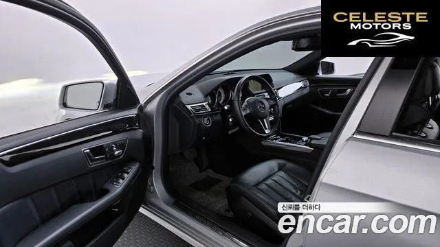 MERCEDES BENZ E-Classe W212 E300 Avantgarde 2014 — photo 10 sur 20