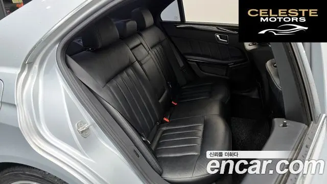 MERCEDES BENZ E-Classe W212 E300 Avantgarde 2014 — photo 11 sur 20