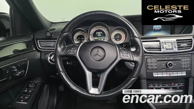 MERCEDES BENZ E-Classe W212 E220 Avantgarde Sport 2016 — photo 12 sur 20