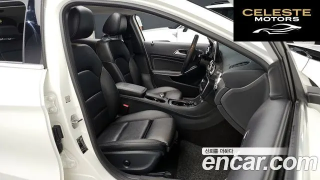 MERCEDES BENZ GLA-Classe X156 GLA220 2019 — photo 15 sur 30