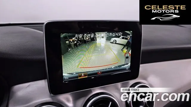 MERCEDES BENZ GLA-Classe X156 GLA220 2019 — photo 20 sur 30