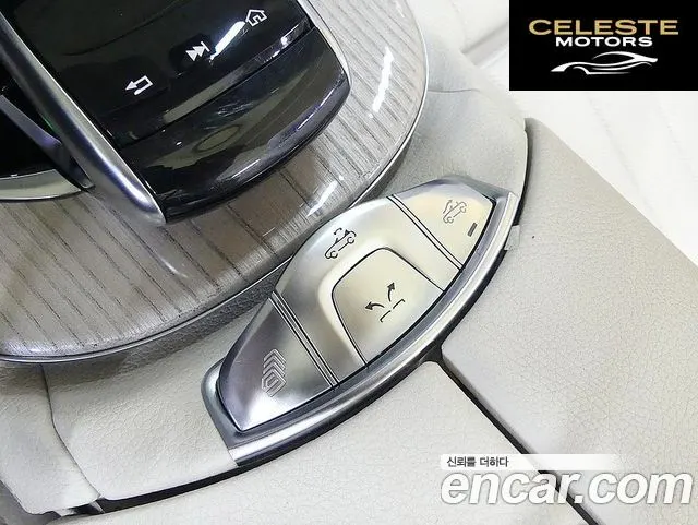 MERCEDES BENZ E-Classe W213 E450 4MATIC Cabriolet 2020 — photo 16 sur 26