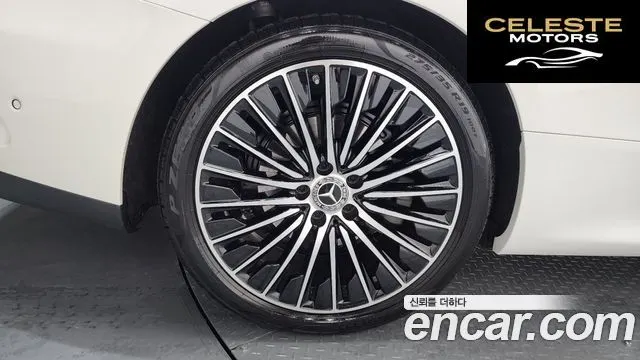 MERCEDES BENZ CLE-Classe C236 CLE200 Coupé 2024 — photo 5 sur 36