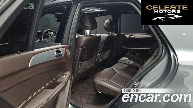 MERCEDES BENZ GLE-Classe W166 GLE350 d 4MATIC 2018 — photo 18 sur 39