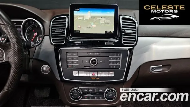 MERCEDES BENZ GLE-Classe W166 GLE350 d 4MATIC 2018 — photo 20 sur 39