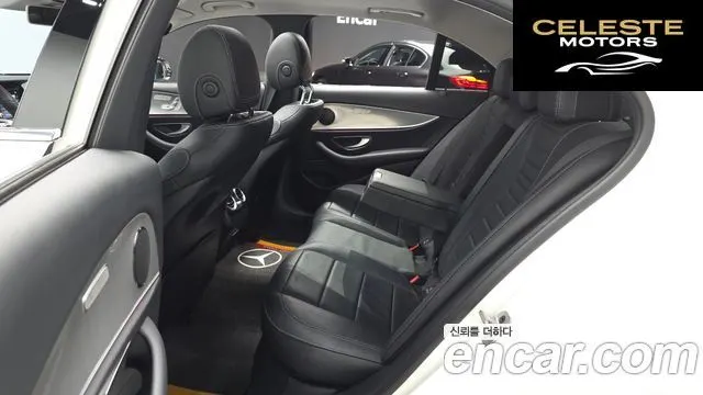 MERCEDES BENZ E-Classe W213 E300 Avantgarde 2019 — photo 17 sur 31