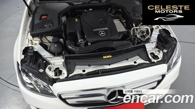 MERCEDES BENZ E-Classe W213 E300 Avantgarde 2019 — photo 5 sur 31
