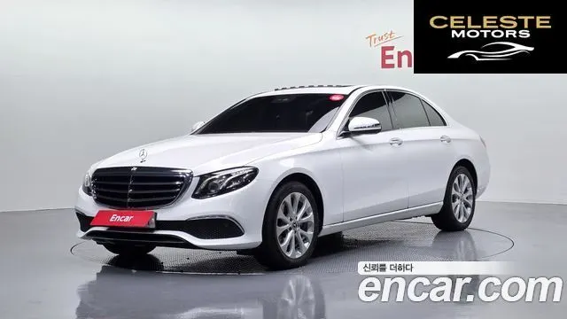 MERCEDES BENZ E-Classe W213 E220d Exclusive 2019 — photo 53 sur 56