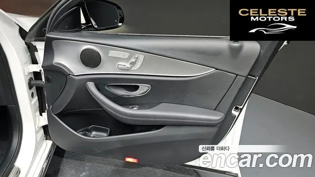 MERCEDES BENZ E-Classe W213 E300 Avantgarde 2019 — photo 14 sur 36