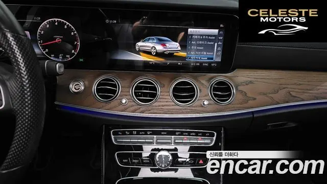 MERCEDES BENZ E-Classe W213 E300 4MATIC Exclusive 2018 — photo 20 sur 38