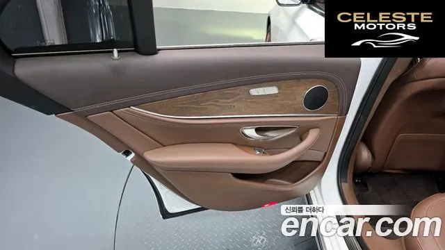MERCEDES BENZ E-Classe W213 E220d Exclusive 2019 — photo 15 sur 40
