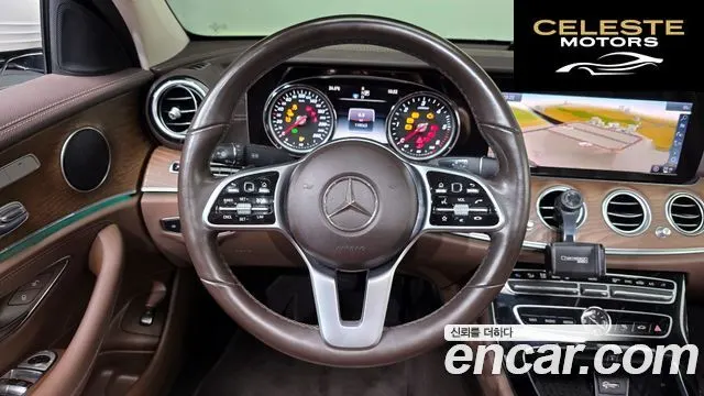 MERCEDES BENZ E-Classe W213 E220d Exclusive 2019 — photo 19 sur 40