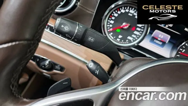 MERCEDES BENZ E-Classe W213 E220d Exclusive 2019 — photo 27 sur 40