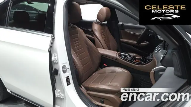 MERCEDES BENZ E-Classe W213 E200 Avantgarde 2017 — photo 15 sur 32