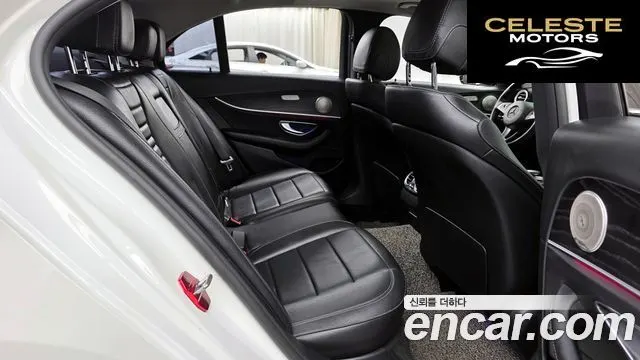 MERCEDES BENZ E-Classe W213 E220d Avantgarde 2017 — photo 11 sur 20