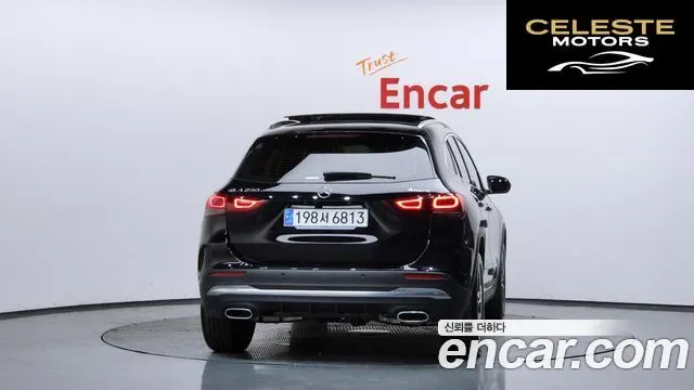 MERCEDES BENZ GLA-Classe H247 GLA250 4MATIC 2023 — photo 4 sur 36