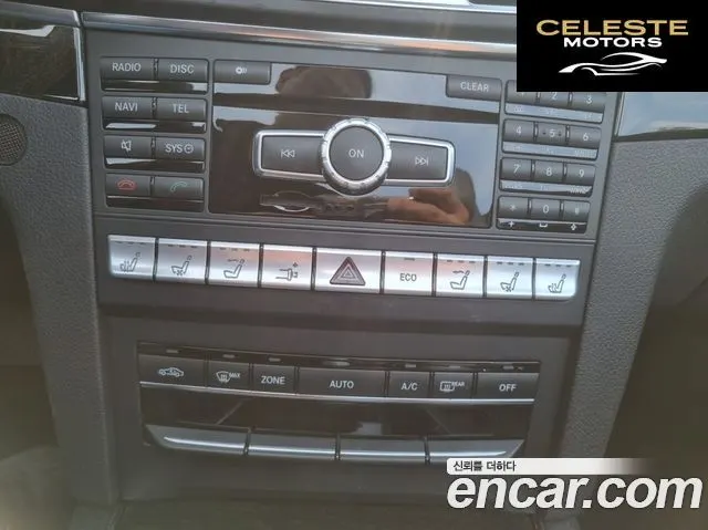 MERCEDES BENZ E-Classe W212 E350 Cabriolet 2014 — photo 12 sur 15