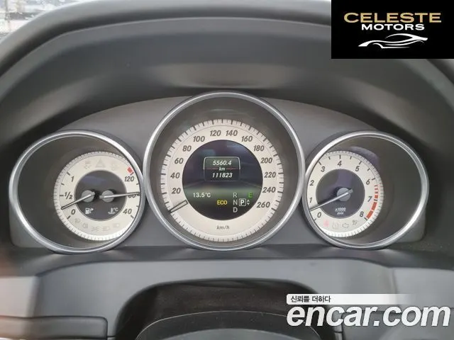 MERCEDES BENZ E-Classe W212 E350 Cabriolet 2014 — photo 8 sur 15