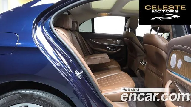 MERCEDES BENZ E-Classe W213 E300 4MATIC Exclusive 2019 — photo 16 sur 33