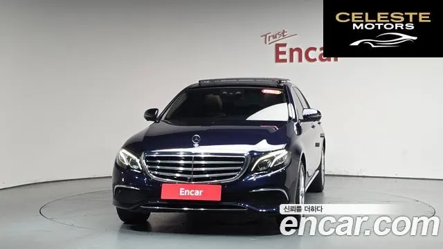 MERCEDES BENZ E-Classe W213 E300 4MATIC Exclusive 2019 — photo 2 sur 33