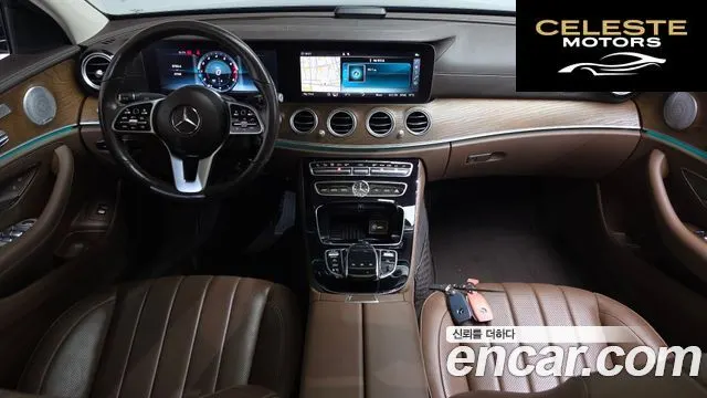 MERCEDES BENZ E-Classe W213 E300 4MATIC Exclusive 2019 — photo 9 sur 33