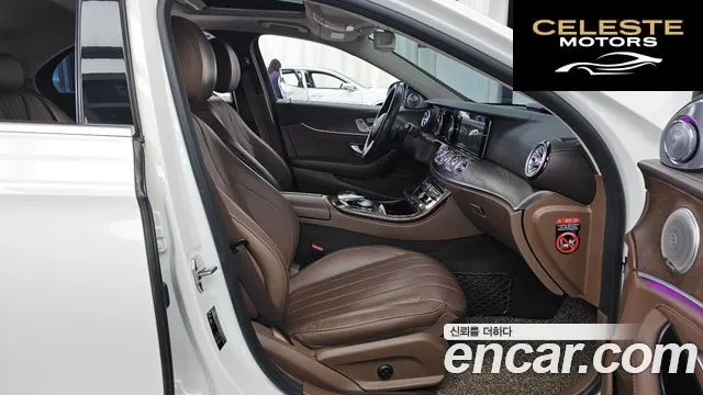 MERCEDES BENZ E-Classe W213 E220d Exclusive 2019 — photo 11 sur 26