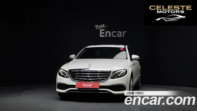 MERCEDES BENZ E-Classe W213 E220d Exclusive 2019 — photo 3 sur 26