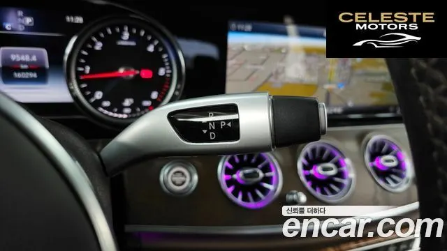 MERCEDES BENZ E-Classe W213 E220d Exclusive 2019 — photo 9 sur 26