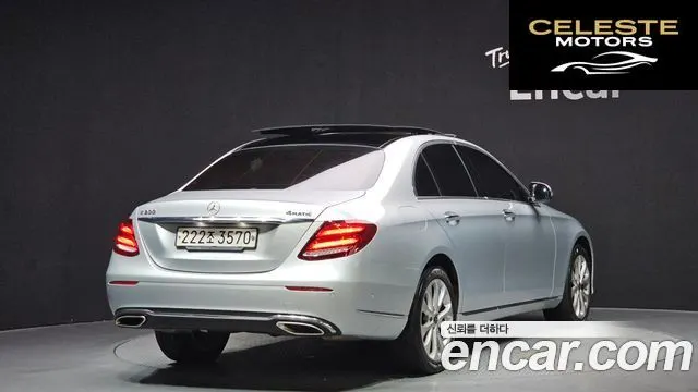 MERCEDES BENZ E-Classe W213 E300 4MATIC Exclusive 2019 — photo 2 sur 33