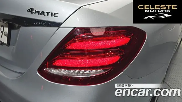 MERCEDES BENZ E-Classe W213 E300 4MATIC Exclusive 2018 — photo 9 sur 38