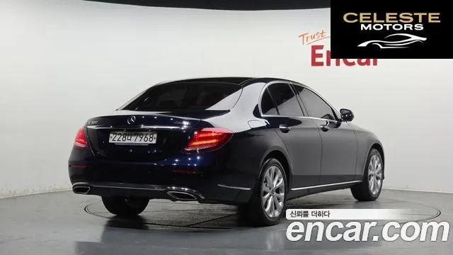 MERCEDES BENZ E-Classe W213 E300 Exclusive 2019 — photo 2 sur 30