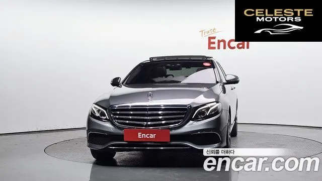 MERCEDES BENZ E-Classe W213 E300 4MATIC Exclusive 2017 — photo 3 sur 30