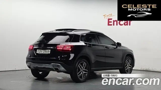 MERCEDES BENZ GLA-Classe X156 GLA220 Premium 2019 — photo 1 sur 36