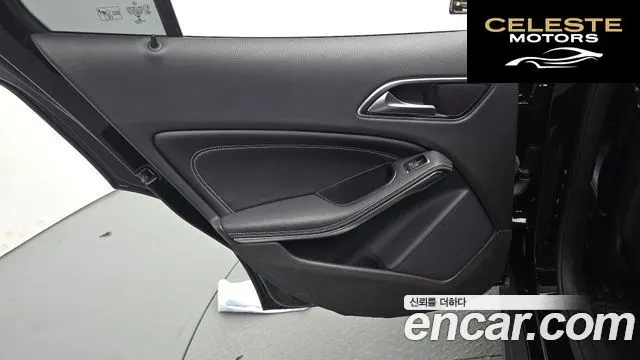 MERCEDES BENZ GLA-Classe X156 GLA220 Premium 2019 — photo 14 sur 36