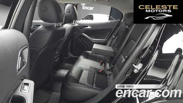 MERCEDES BENZ GLA-Classe X156 GLA220 Premium 2019 — photo 17 sur 36