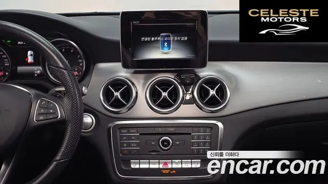 MERCEDES BENZ GLA-Classe X156 GLA220 Premium 2019 — photo 19 sur 36
