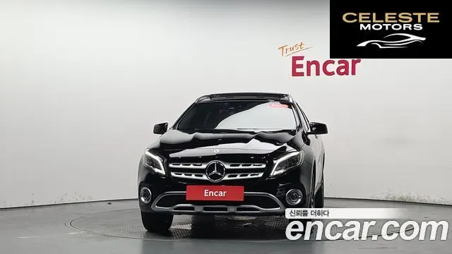 MERCEDES BENZ GLA-Classe X156 GLA220 Premium 2019 — photo 2 sur 36