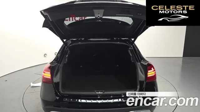 MERCEDES BENZ GLA-Classe X156 GLA220 Premium 2019 — photo 25 sur 36