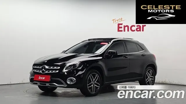 MERCEDES BENZ GLA-Classe X156 GLA220 Premium 2019 — photo 31 sur 36