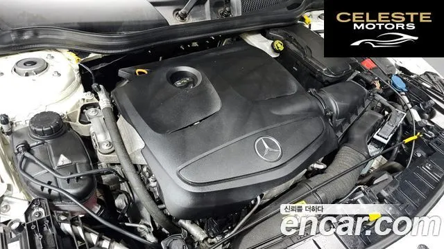 MERCEDES BENZ GLA-Classe X156 GLA220 2018 — photo 6 sur 33